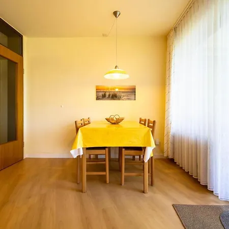 Ferienwohnpark Zwei-zimmer-apartment 53 01 Apartment Immenstaad am Bodensee